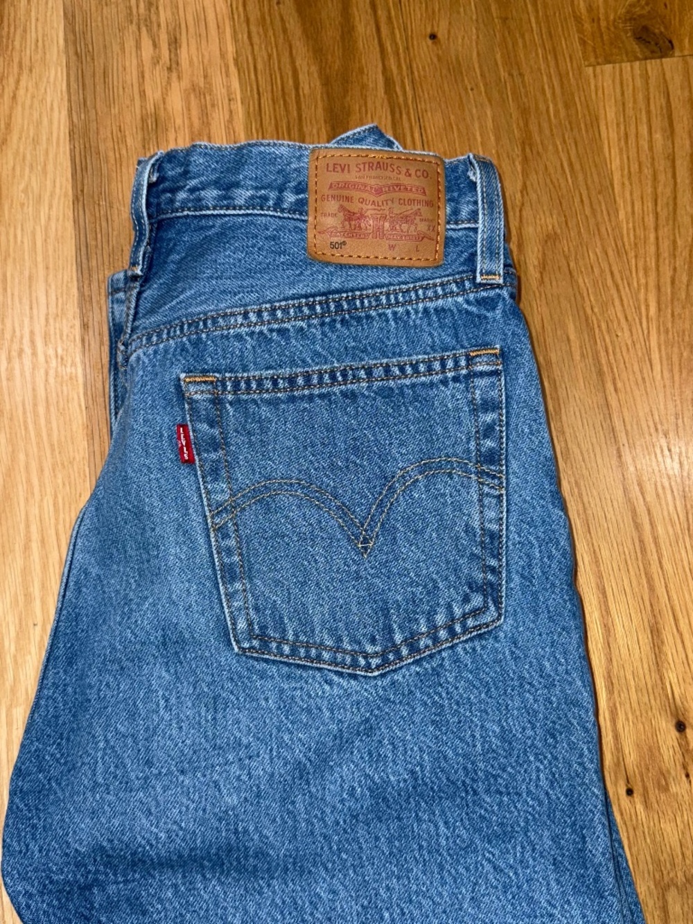 Levi 501, Baggy Straight Leg